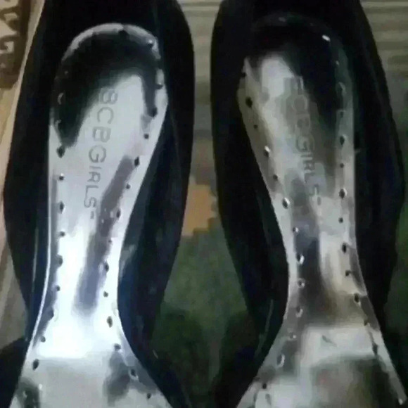 BCB Girls Dress Shoes​ - Picture 14 of 16